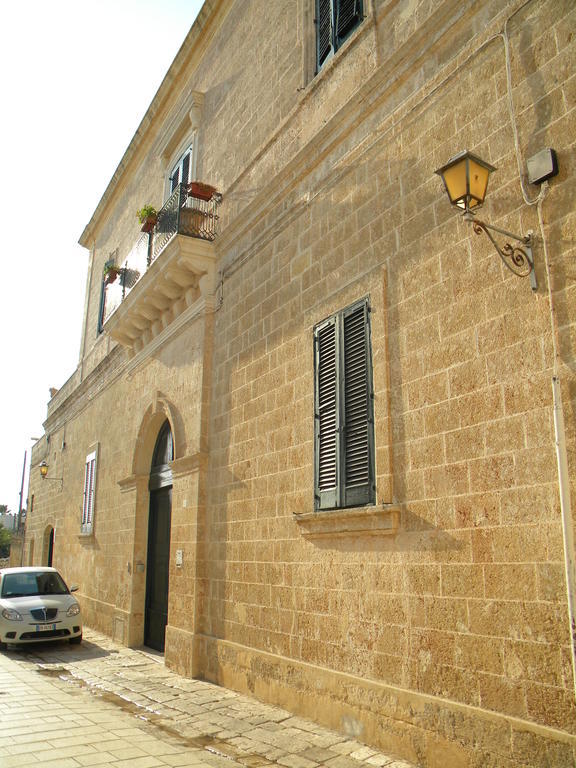 Palazzo Bitonti Bed and Breakfast Gagliano del Capo Buitenkant foto